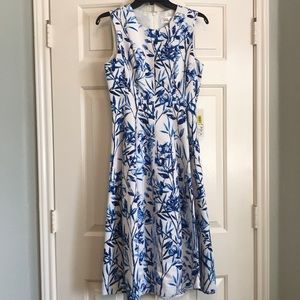 Eliza J Floral Dress Size 4 NWT